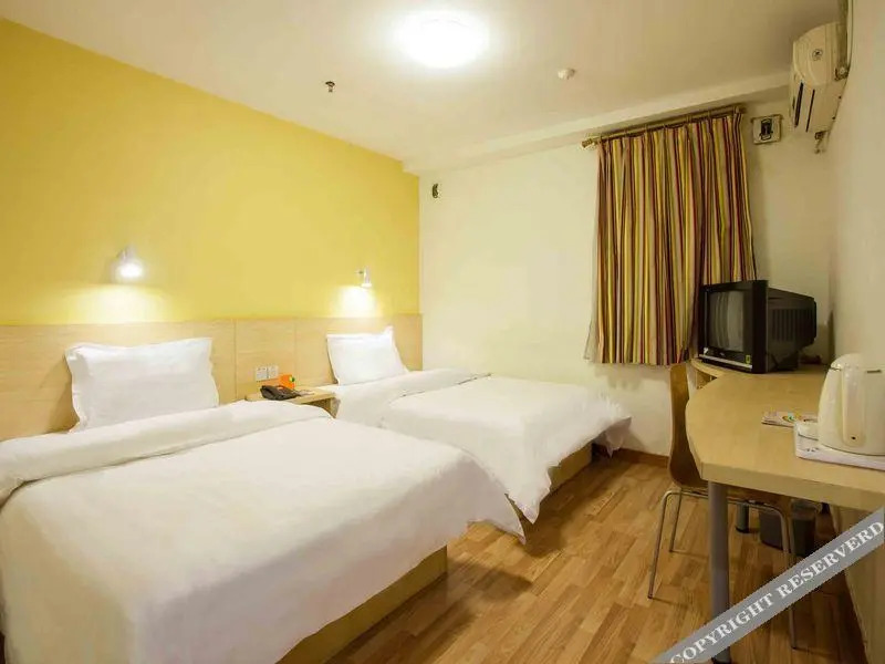 Шэньян: 7 Days Inn Shenyang Bei Yi Road Wan Da Plaza