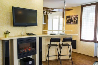Омск: RENT-servis Apartamenty v istoricheskom tsentre Omska na Lermontova