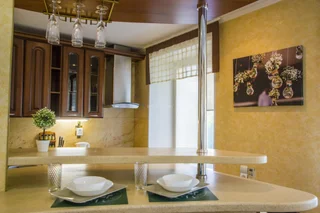 Омск: RENT-servis Apartamenty v istoricheskom tsentre Omska na Lermontova