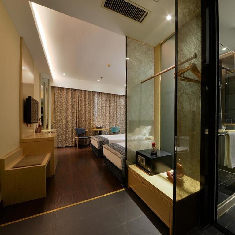 Шэньян: Shenyang Le Grand V Hotel