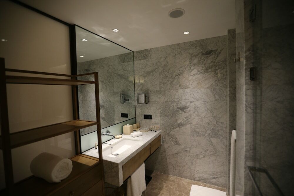 Нанкин: The Sifang Hotel Nanjing Autograph Collection