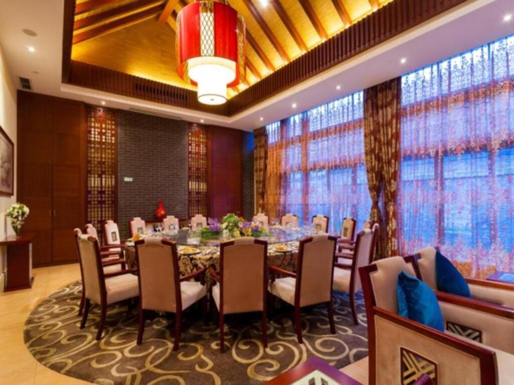 Чэнду: Xinjin Celebrity City Hotel