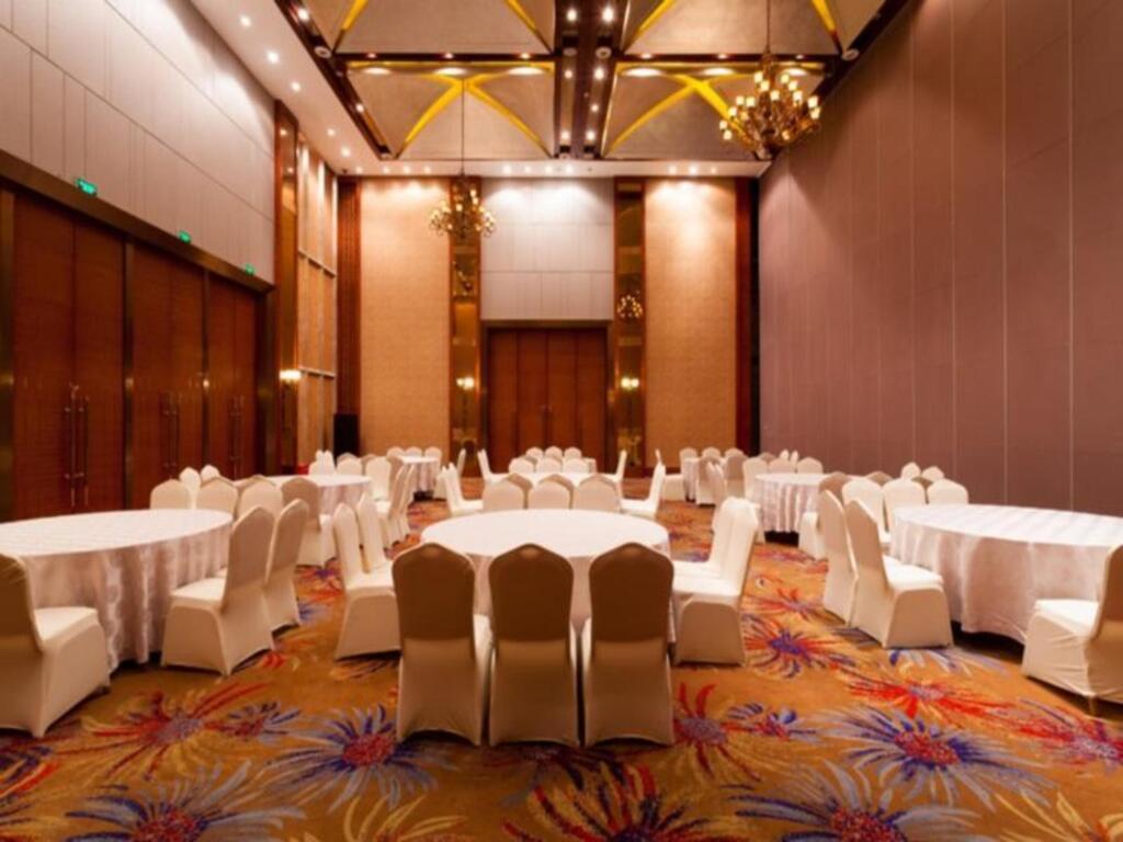 Чэнду: Xinjin Celebrity City Hotel