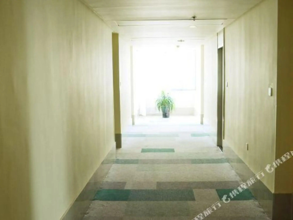 Чанчжоу: Motel168 Changzhou JuQian Street Inn