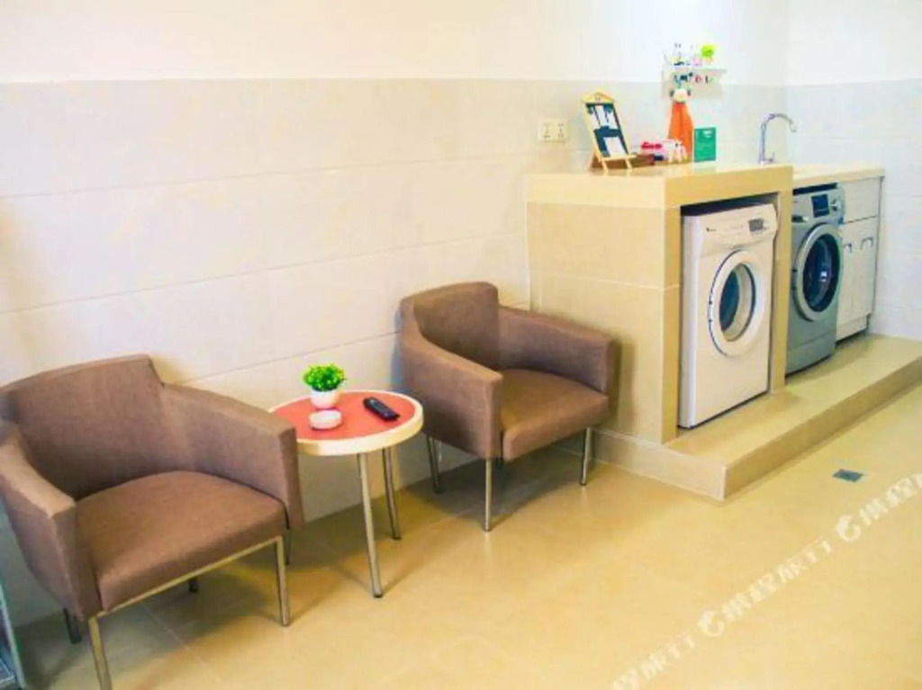 Чанчжоу: Motel168 Changzhou JuQian Street Inn