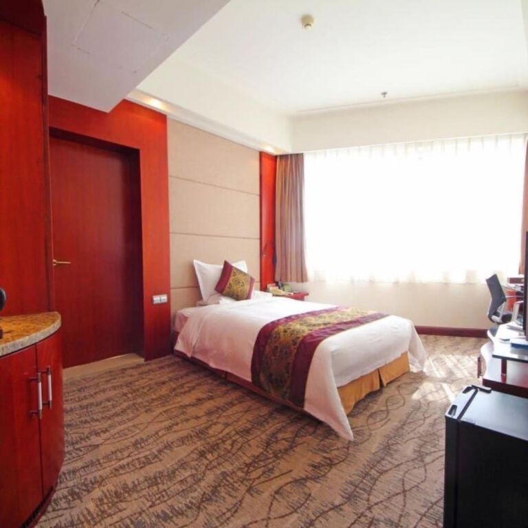 Циньхуандао: Best Western Qinhuangdao Junyu Grand Hotel