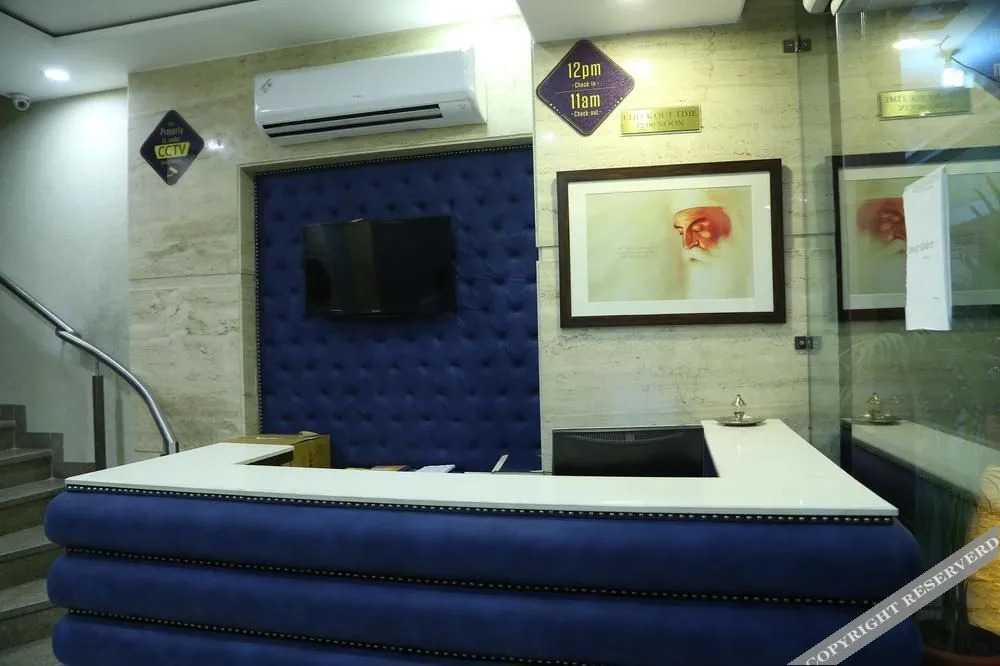 Мохали: Oyo Premium Ptl Chowk Phase 5 Mohali