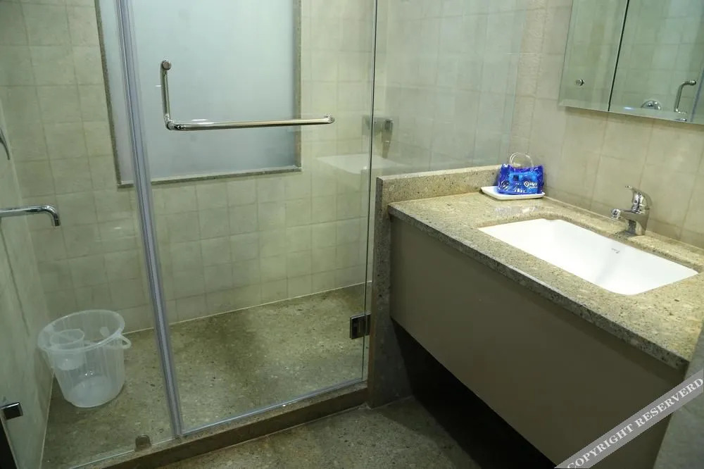 Мохали: Oyo Premium Ptl Chowk Phase 5 Mohali