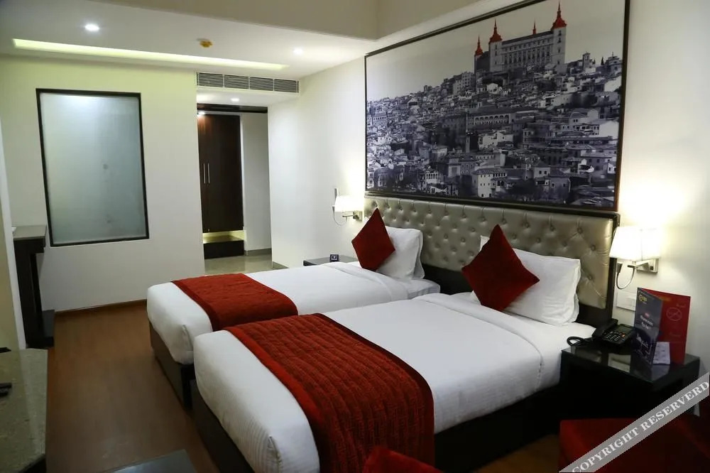 Мохали: Oyo Premium Ptl Chowk Phase 5 Mohali