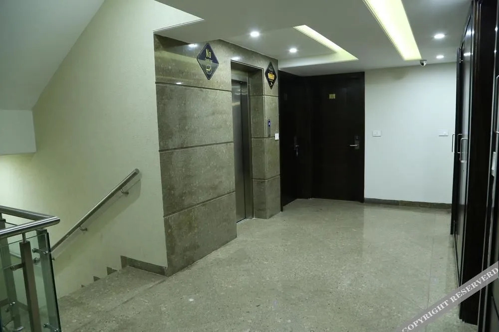 Мохали: Oyo Premium Ptl Chowk Phase 5 Mohali