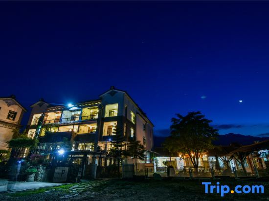 Дали: Wendao Panxiyuan Lake View Inn
