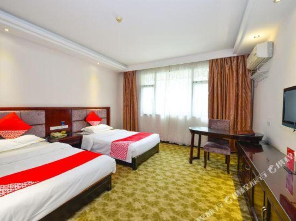 Яншо: Yangshuo Tianlun Hotel
