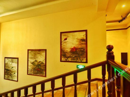Лешан: Emei Mountain Yushan Holiday Hotel