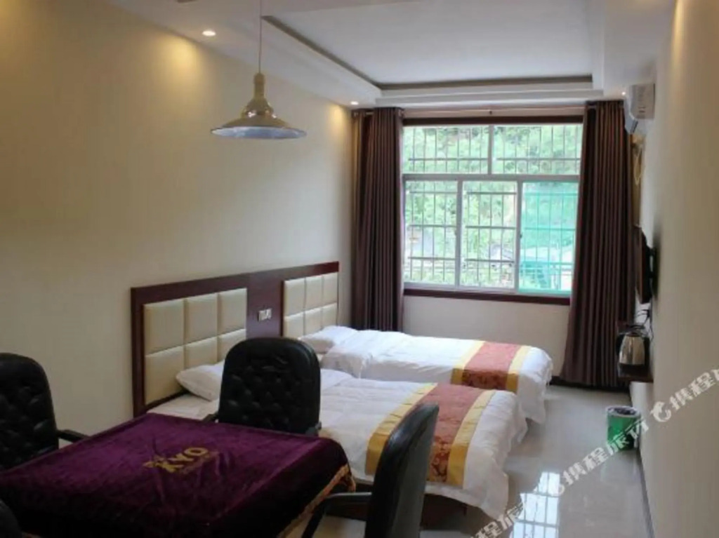 Баоцзи: Jinyuan Holiday Hotel