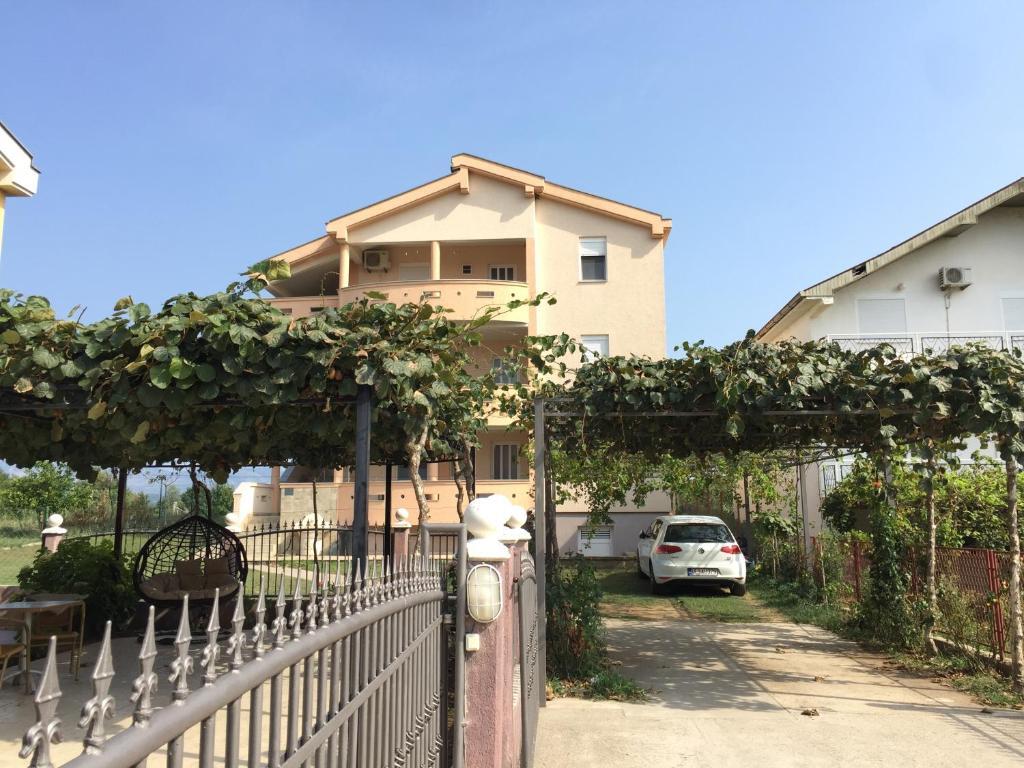 Ульцинь: Apartments Vali