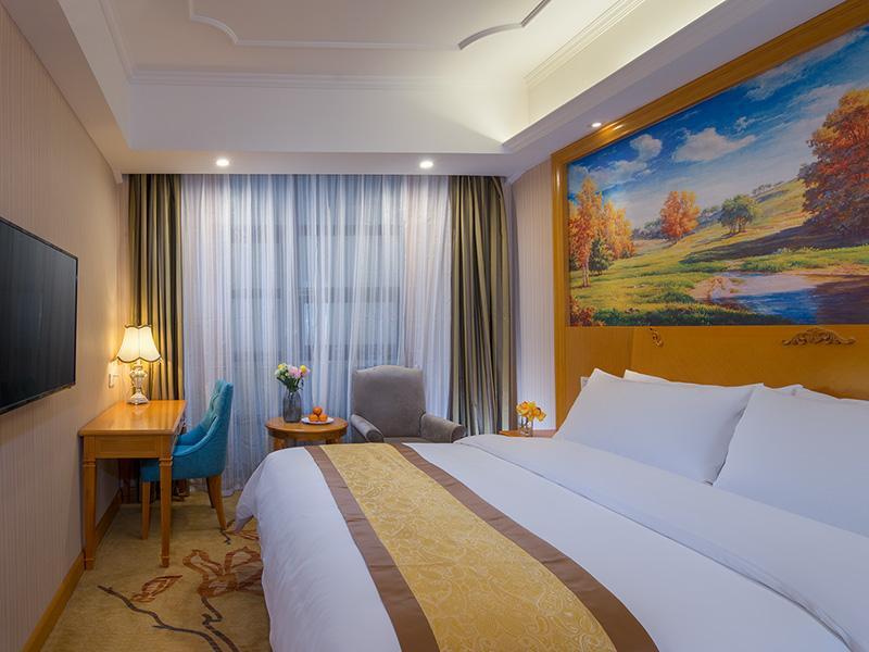Чунцин: Vienna Hotel Chongqing Wanzhou Wanda Plaza