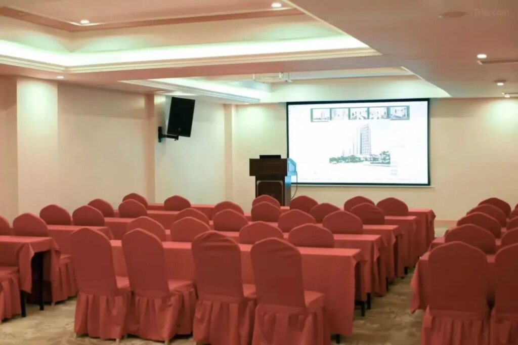 Чунцин: Vienna Hotel Chongqing Wanzhou Wanda Plaza
