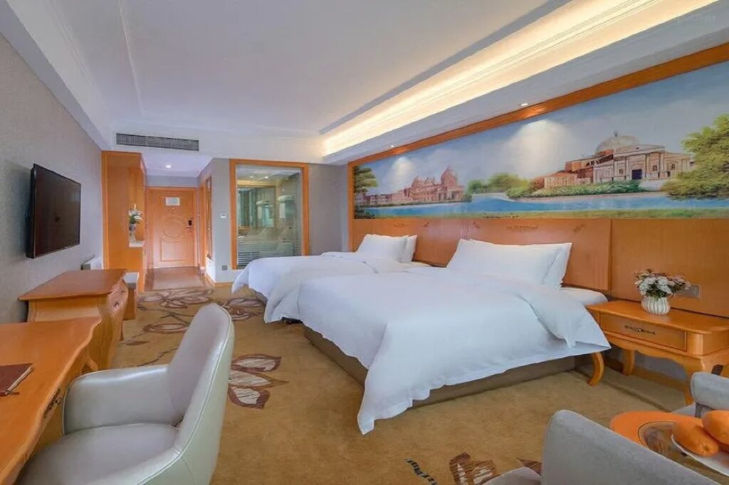Чунцин: Vienna Hotel (Chongqing Qijiang Wanda Plaza)