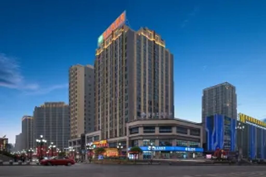 Чунцин: Vienna Hotel (Chongqing Qijiang Wanda Plaza)