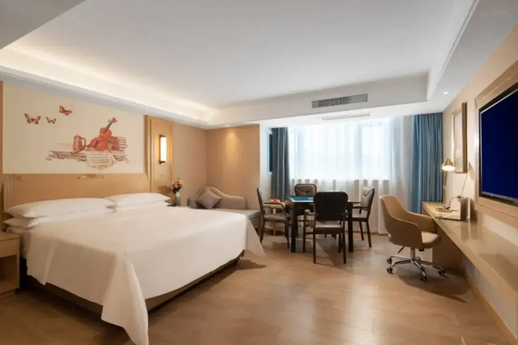 Чунцин: Vienna Hotel Chongqing Lijiatuo Pedestrian Street