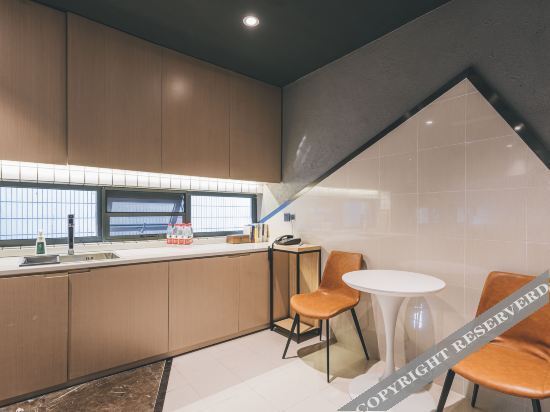 Чунцин: Atour Hotel(Chongqing Liziba Lianglukou Metro Station)