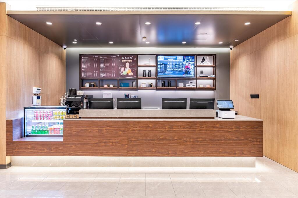 Байчэн: Hanting Premium Hotel Youjia Baicheng Shengli Xi Road