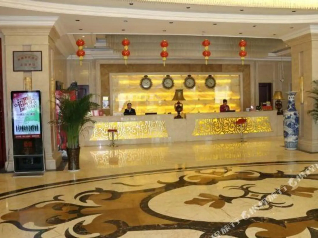 Аксу: Kaixuan Hotel