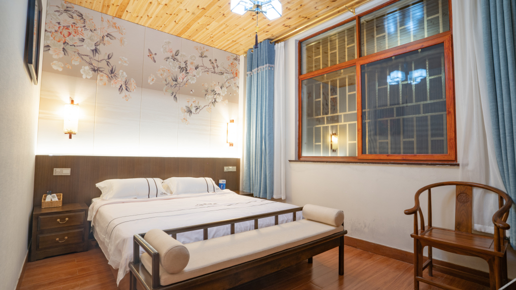 Аньцин: Floral Hotel·Huiyuan Residential Accommodation (Tianzhu Mountain Scenic Area Store)
