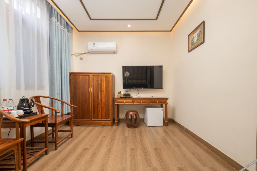 Аньцин: Floral Hotel·Huiyuan Residential Accommodation (Tianzhu Mountain Scenic Area Store)