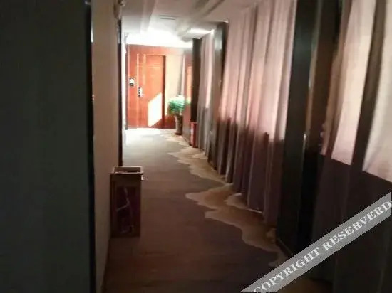 Аньцин: ShellHotel