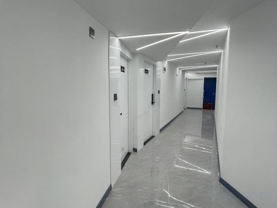 Аньцин: Yuexi Triumph Hotel