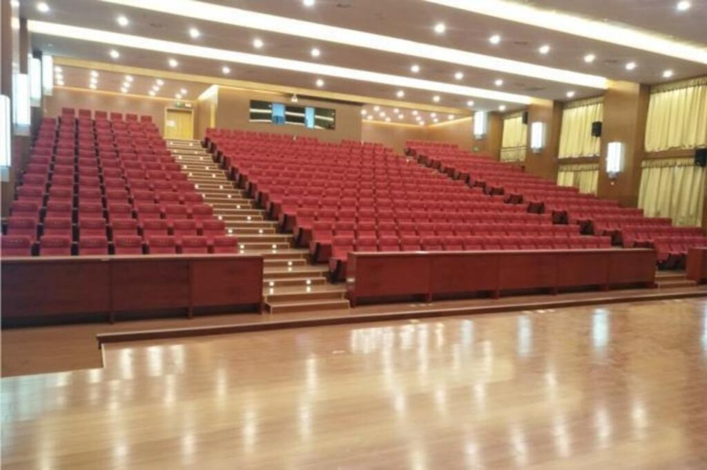 Нанкин: VX Nanjing South Railway Station Daming Road Subwa