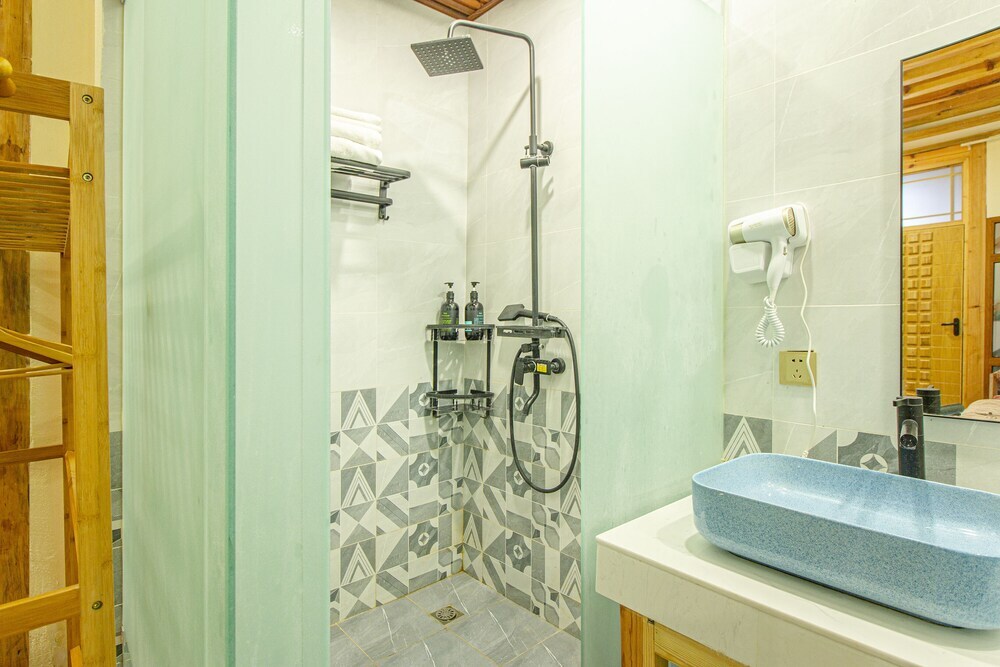 Лицзян: Lijiang Family And Hostel Inn