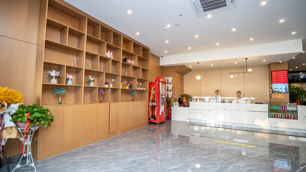 Аньцин: Green Haotai Hotel (Country Garden Wanda Plaza, Wanjiang Avenue, Anqing)