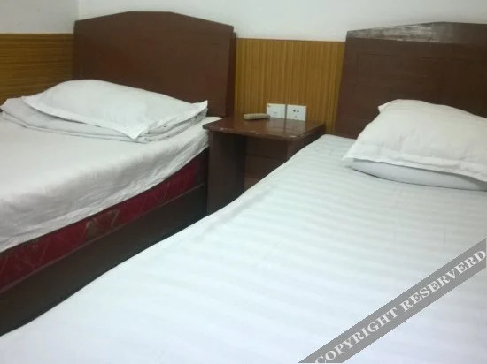 Аньцин: Mingju Hostel