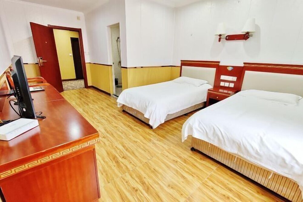 Аньцин: Leichi Guest Hotel