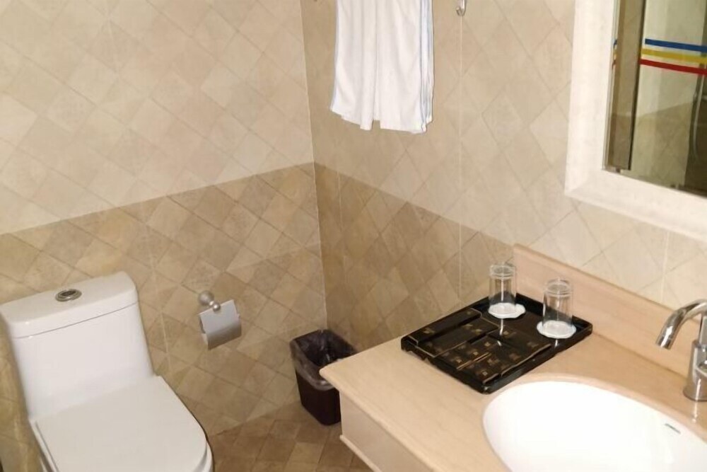 Аньцин: Leichi Guest Hotel