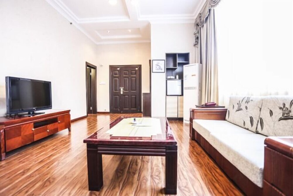 Аньцин: Leichi Guest Hotel
