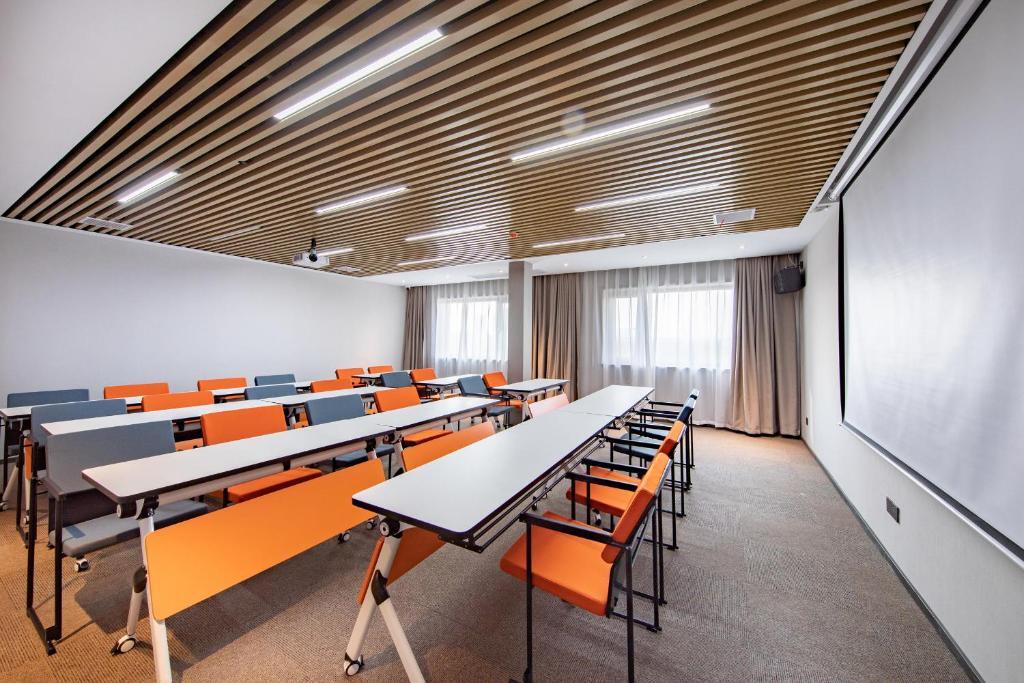 Аньцин: Atour Hotel Wuyue Plaza Anqing