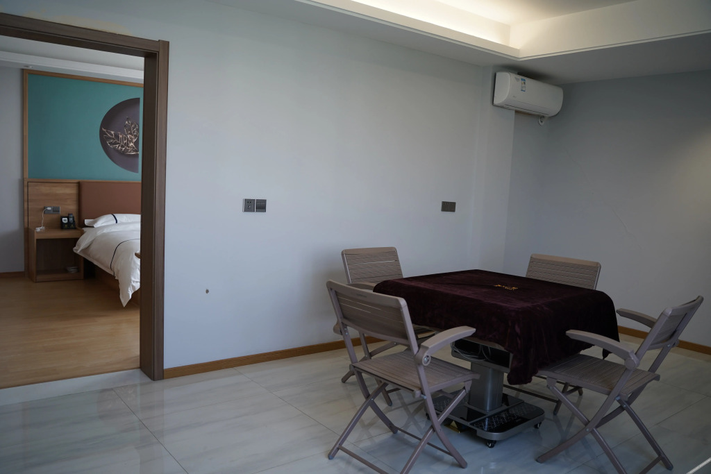 Аньцин: Bei'an Hotel Apartment