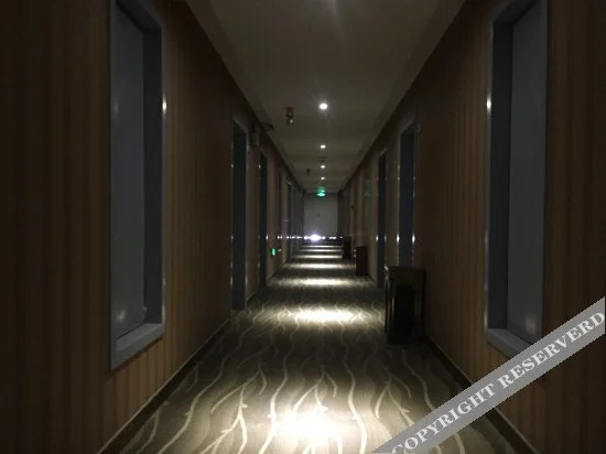 Хеби: Lizun Select Hotel (Hebi Liyang Road Branch)
