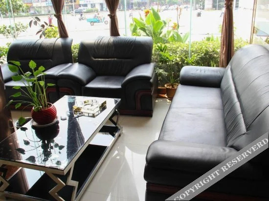 Хеби: Lizun Select Hotel (Hebi Liyang Road Branch)