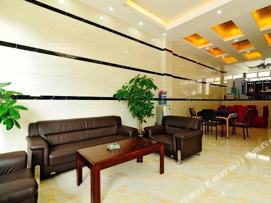 Аньшунь: Huangguoshu sinrui business hotel