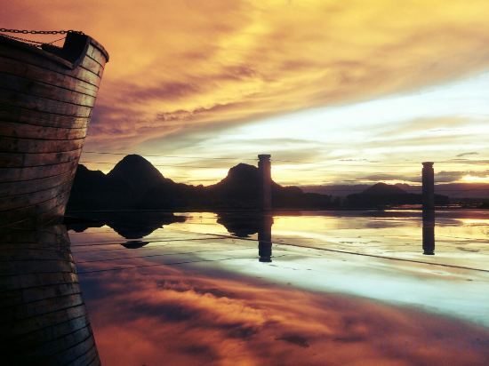 Пучжэхэй: Home on the Cloud, Sky Land, Lake View B&B