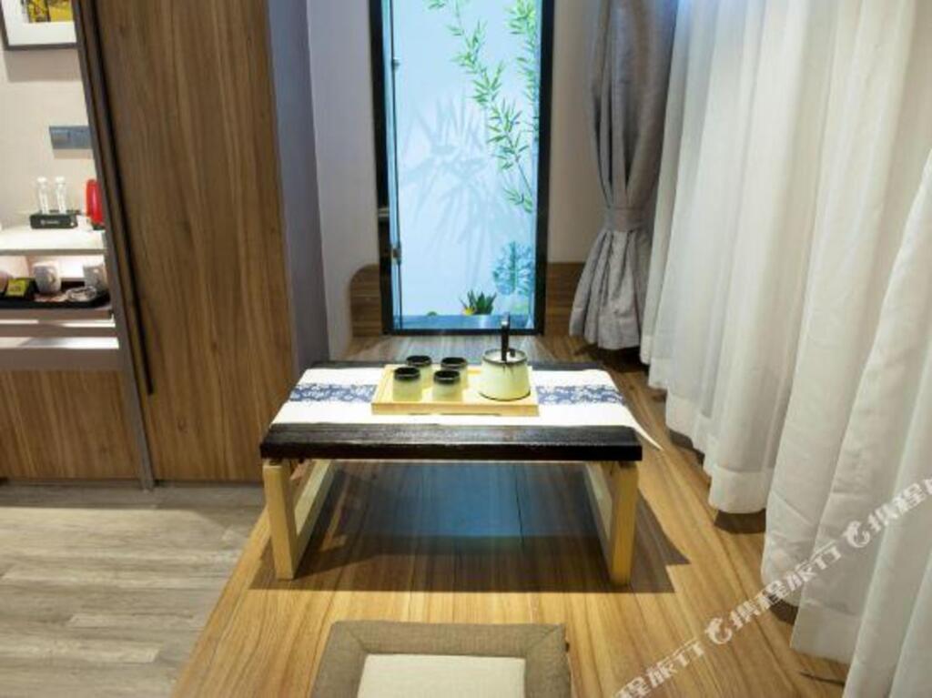 Ухань: Home Inn Plus (Wuhan Zhongnan Subway Station Mengshidai Branch)