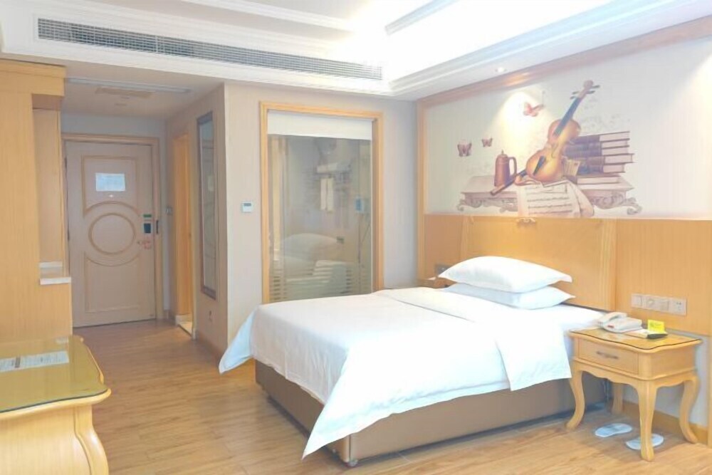 Ичан: Vienna Hotel Hubei Yidu Jiefang Building