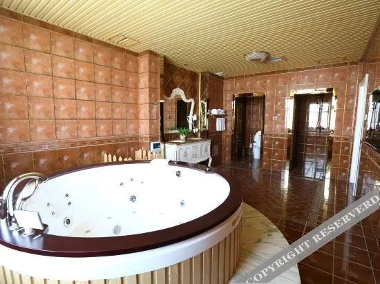 Байчэн: Venice Hotel