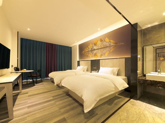 Байсе: Lingyun Five Seasons Hotel