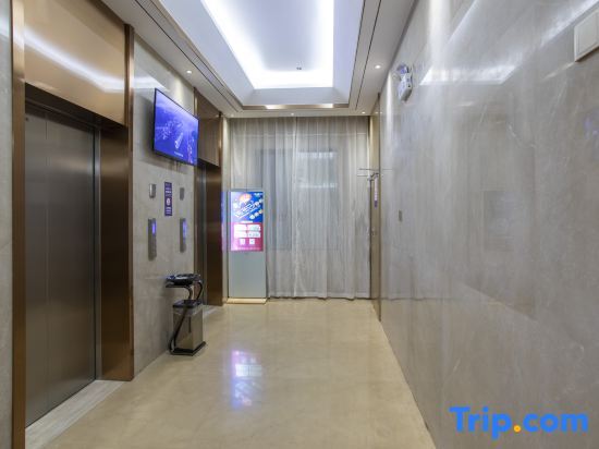 Байсе: Yeste Hotel