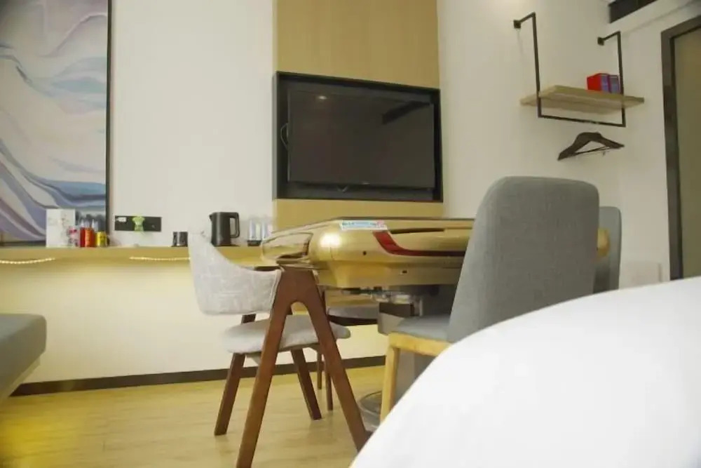 Байсе: Jiantong Zhenyue Hotel